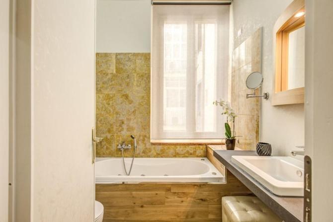 Hotel Smart Lux Roma Veneto Extérieur photo